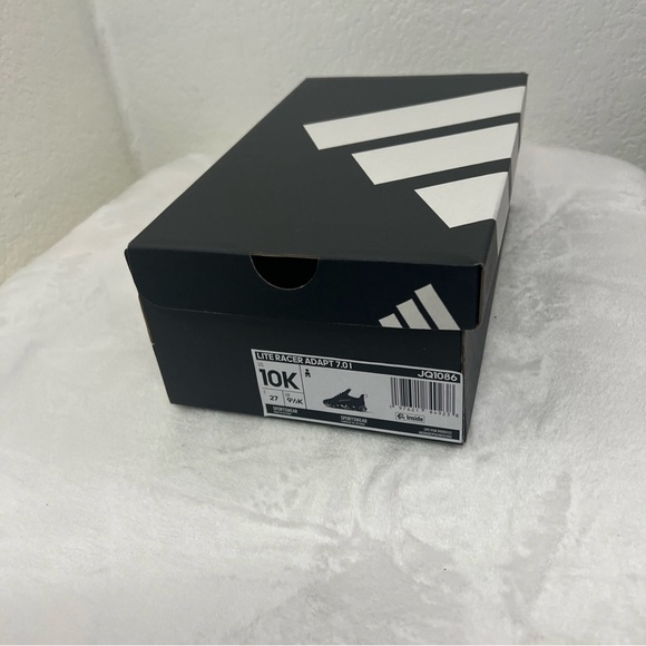 adidas empty shoe box Kids Toddler 10K Black White 11x6.6x5 - Picture 1 of 6